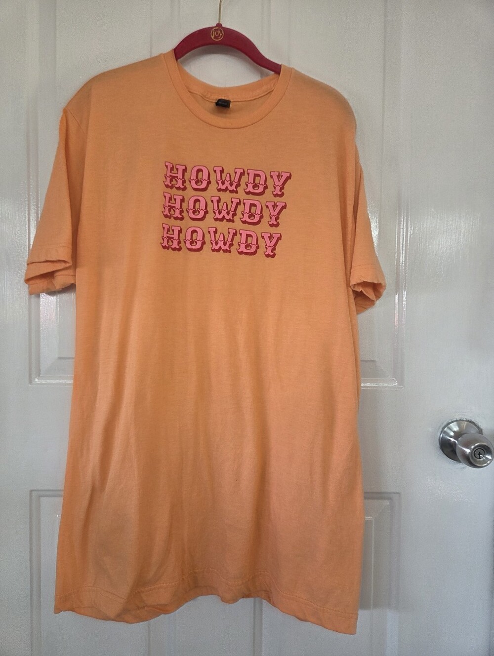 Howdy Boutique Graphic Tee - Peach/Orange with Hot Pink Unisex XL